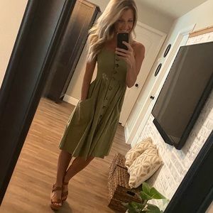 Forever 21: MIDI Length Linen Dress